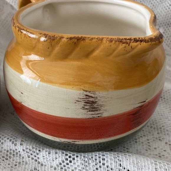 Mexican Styled Cream/Sugar set. By Elica Home Trends hand painted. Mexican Feel - Picture 5 of 9